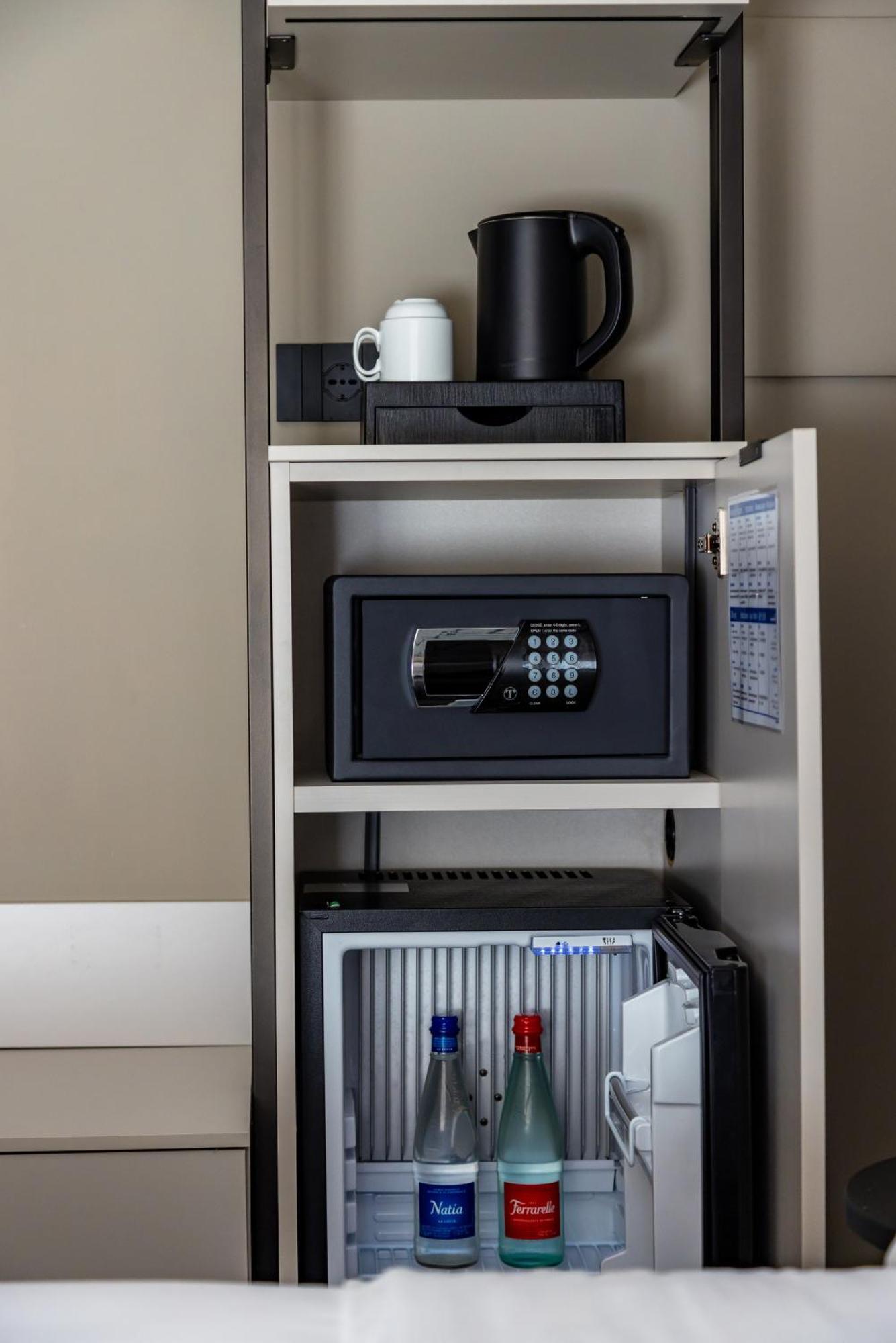 Mh Suites Plebiscito Nápoly Kültér fotó